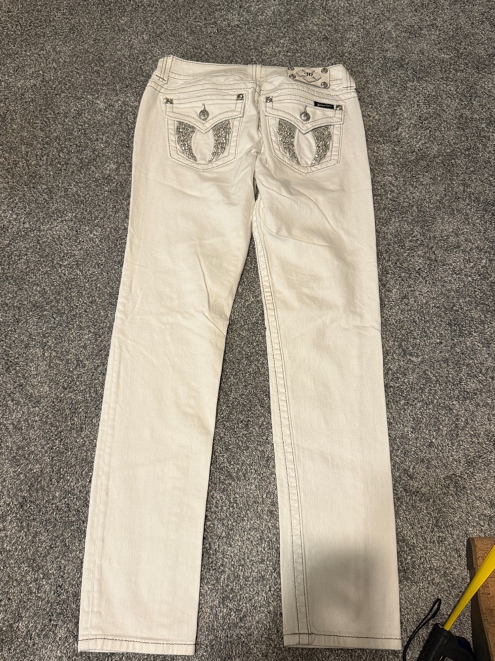 White Women's Straight-Leg Miss me Jeans size 29
